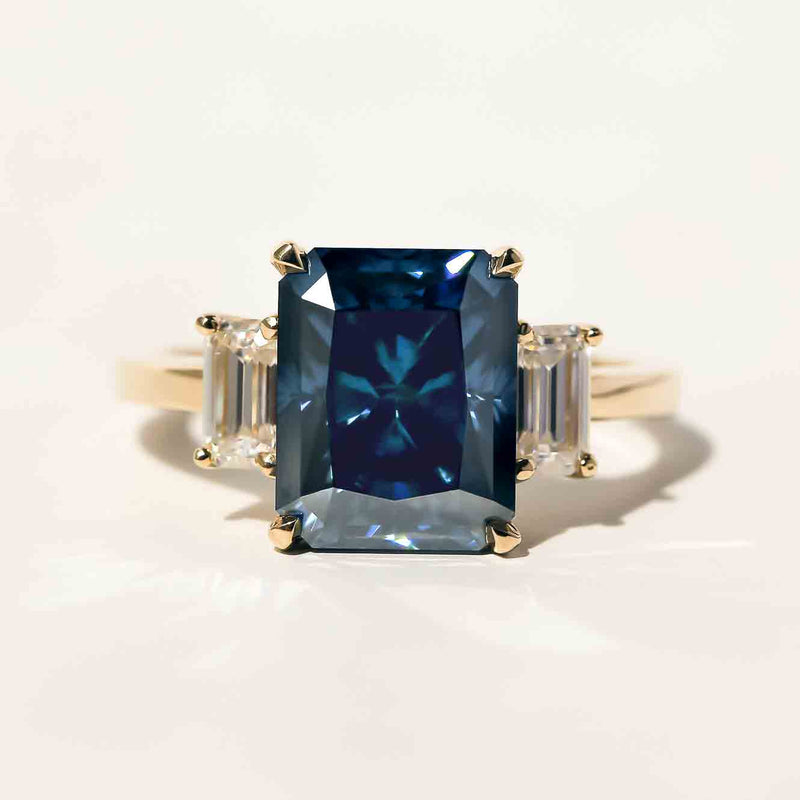 4.60ct.tw Vivid Blue Moissanite Ring