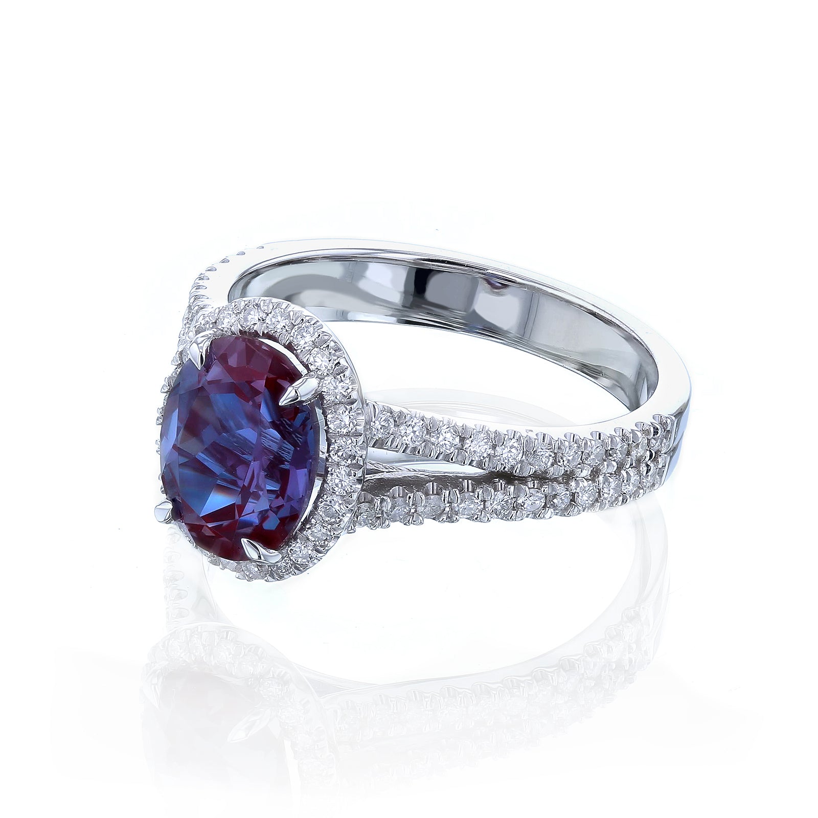 side angle of the Kobelli Aurora Ring