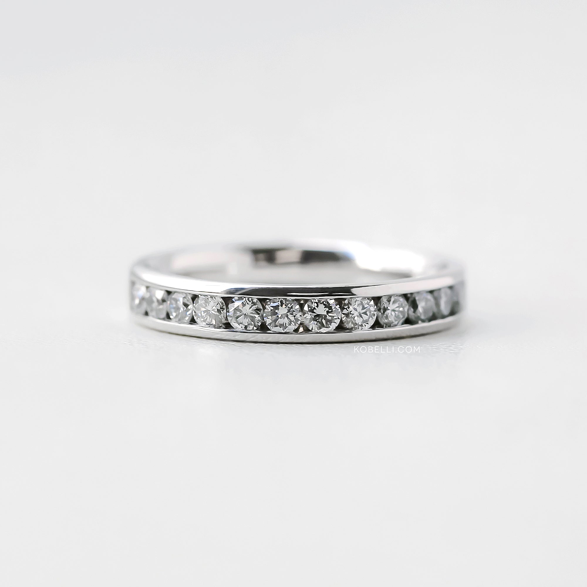 Kobelli Round Diamond Channel Band