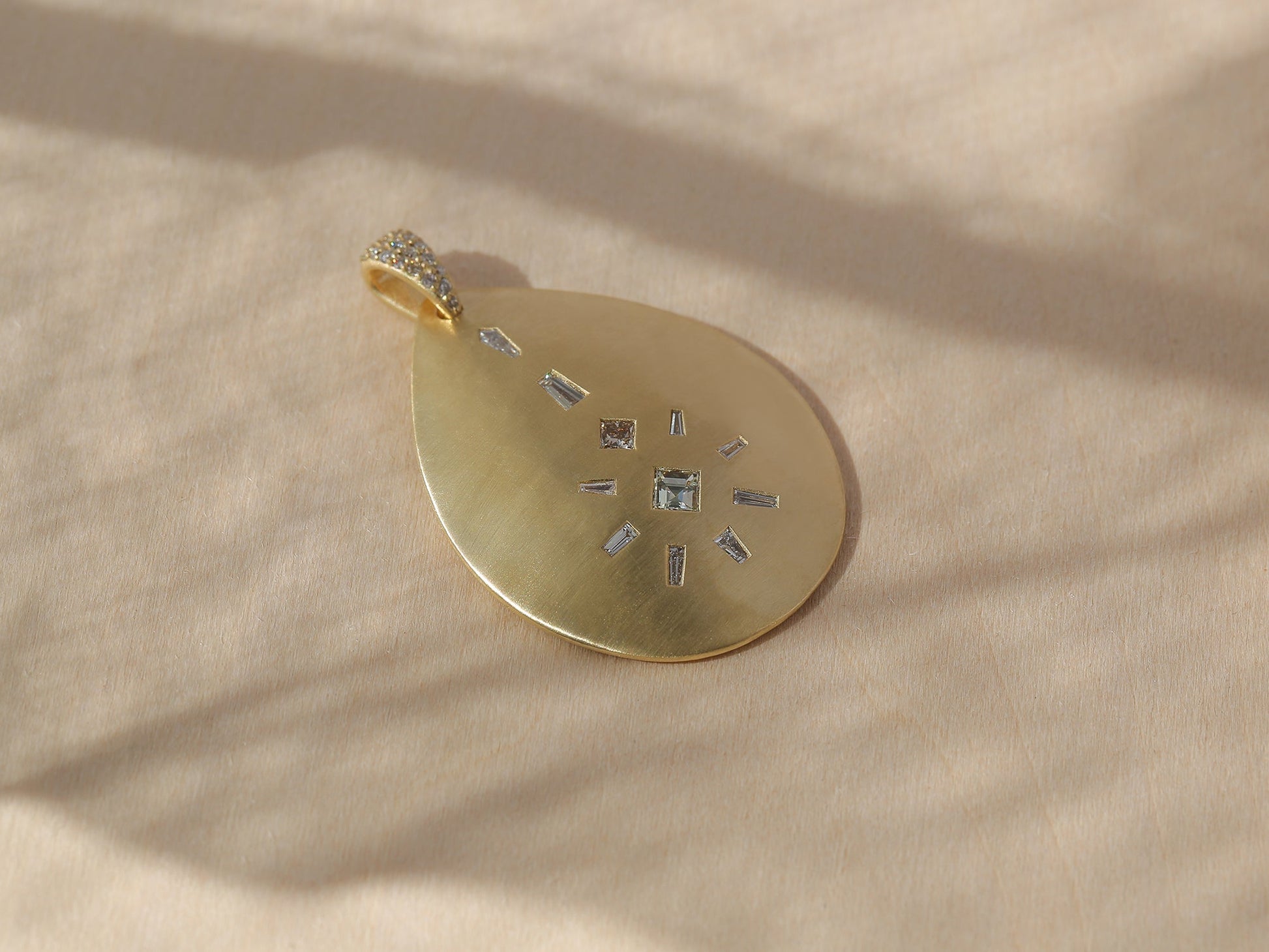 Kobelli Custom Tailored Diamond Pendant for Necklaces