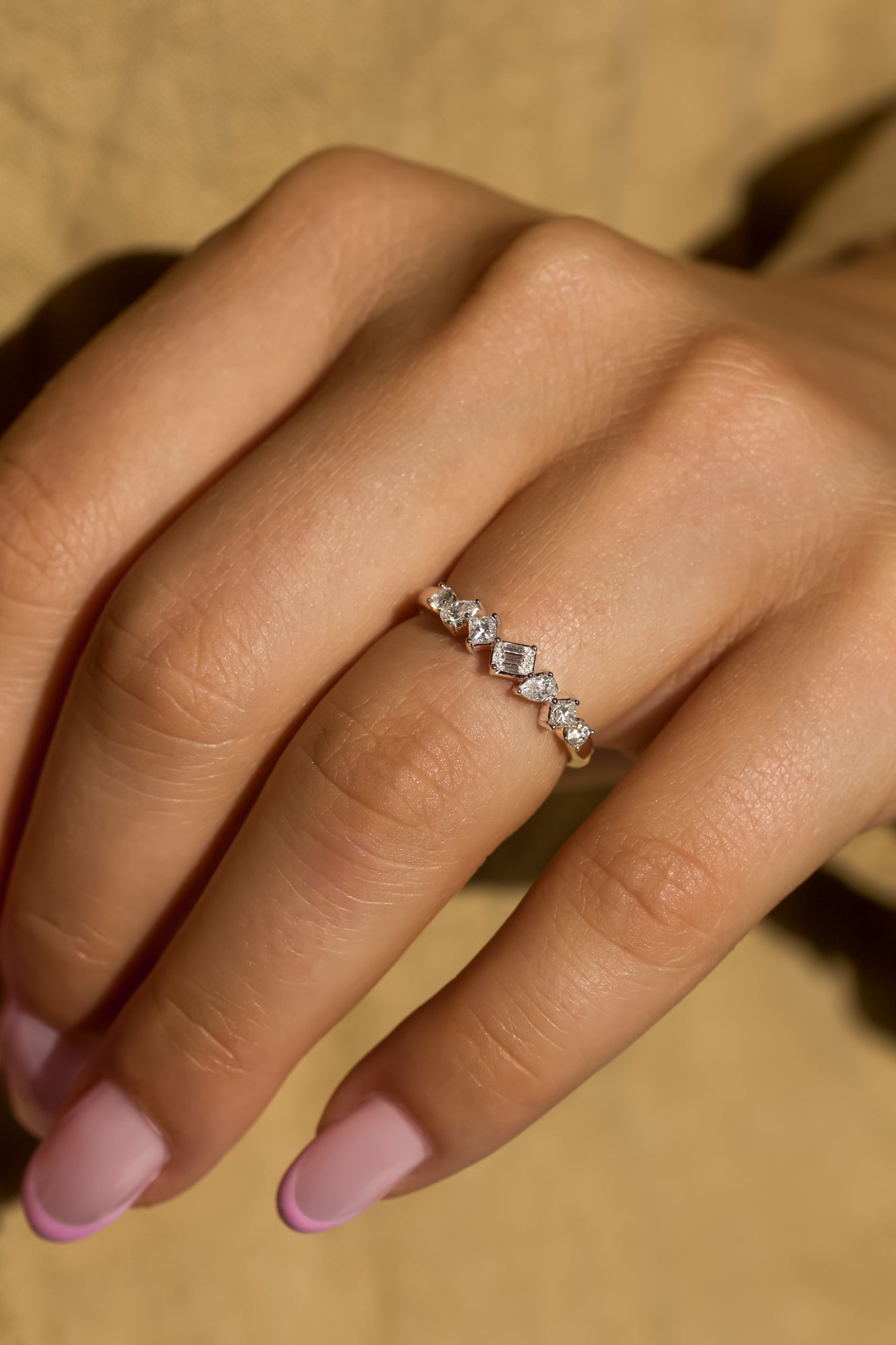 Kobelli Mixy Diagonal Diamond Row Band