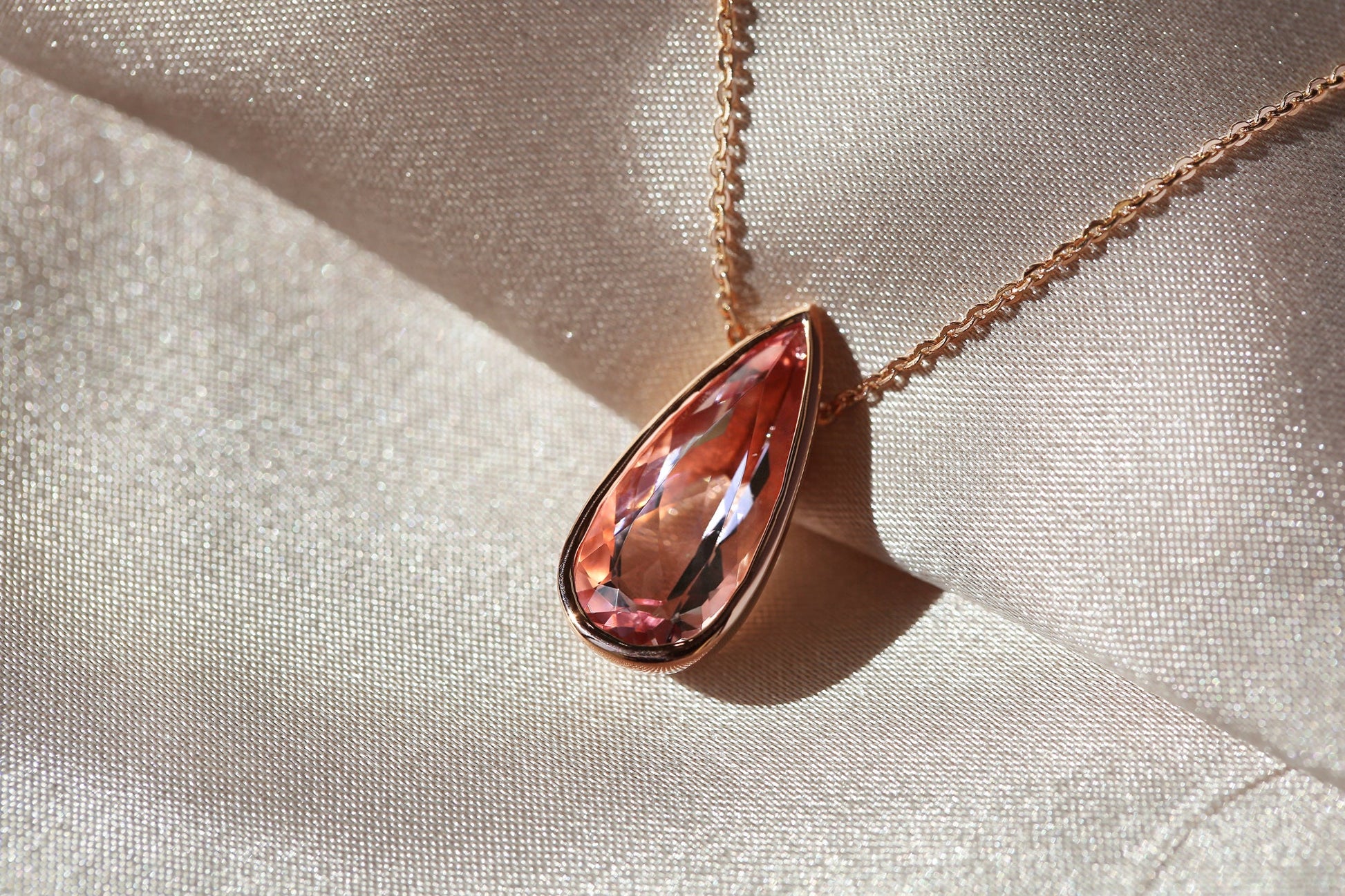 Solitaire Pear Morganite 4.35 Carat Necklace