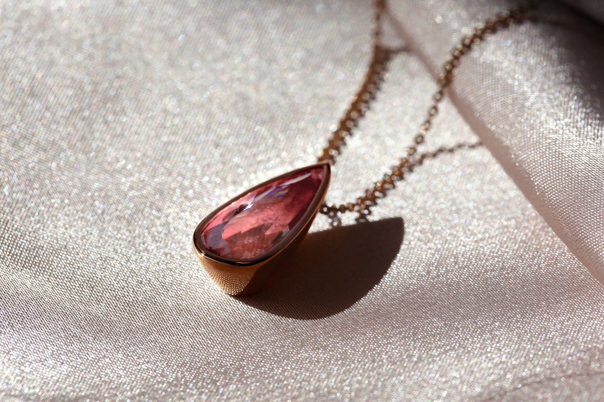 Solitaire Pear Morganite 4.35 Carat Necklace