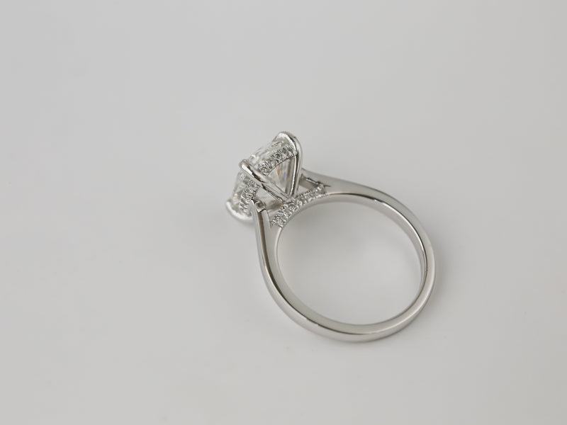 Kobelli Custom Tailored Diamond Ring