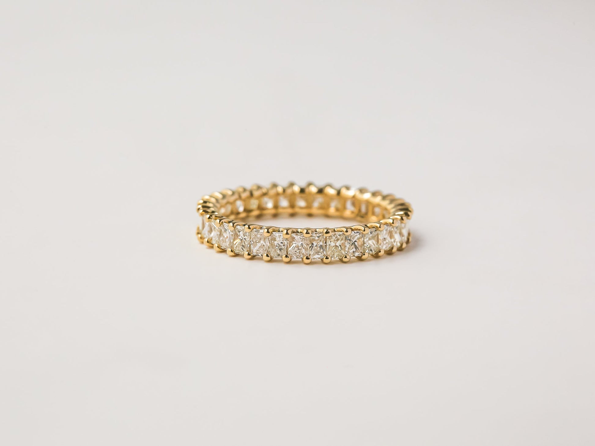 Kobelli Baguillion Diamond Bands