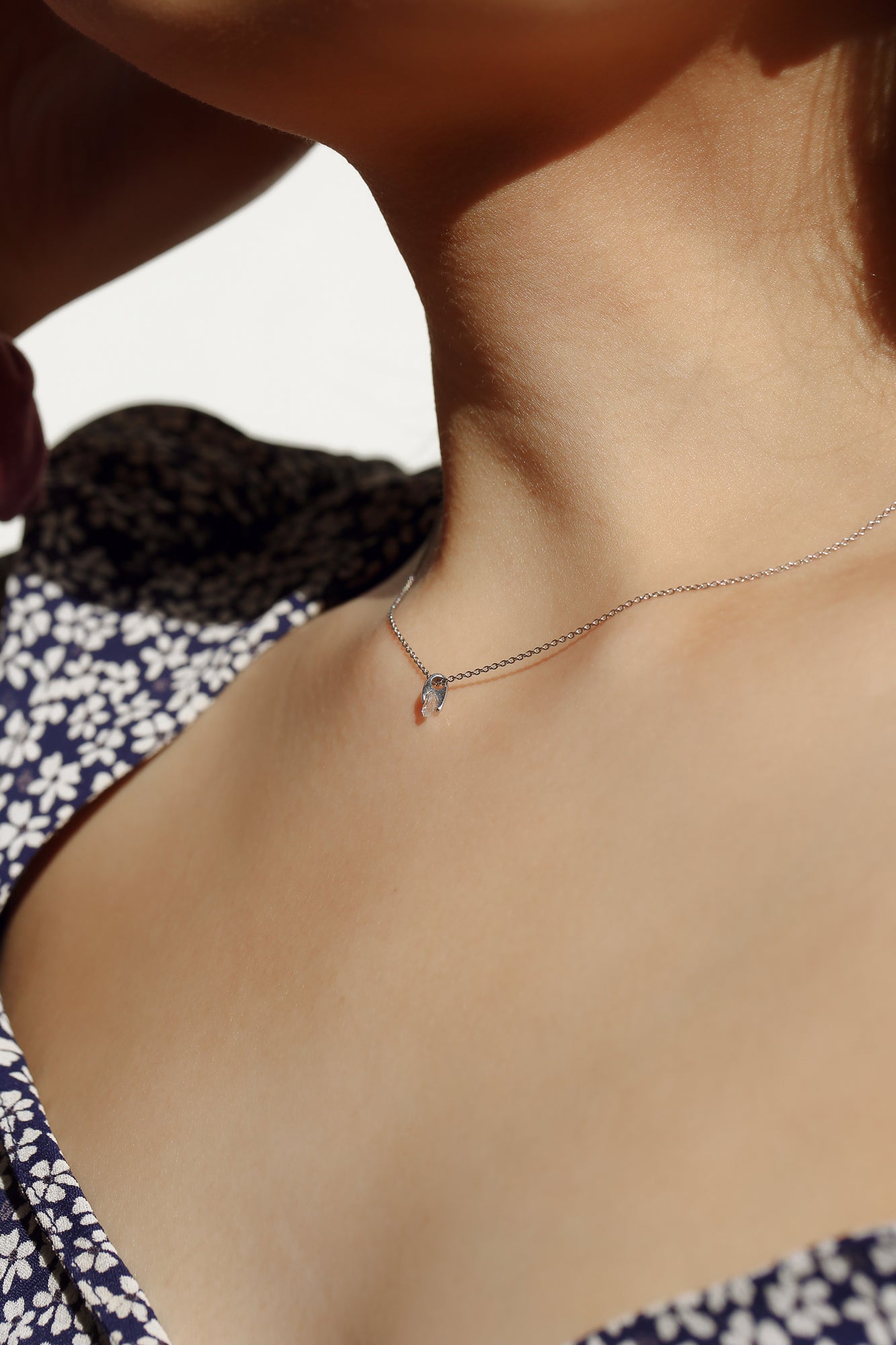 Solitaire Claw Necklace