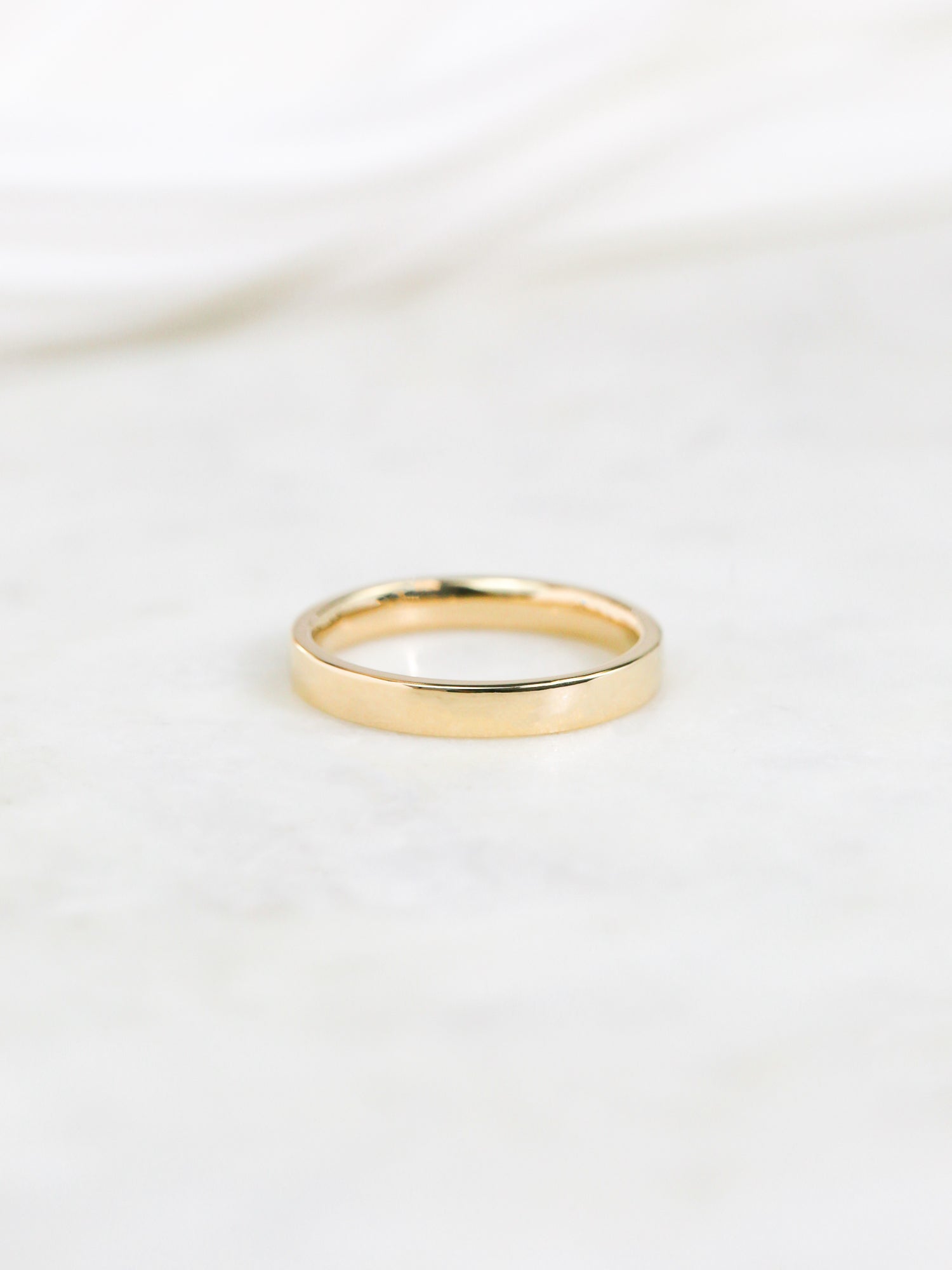 lifestyle image of 3 millimeter option