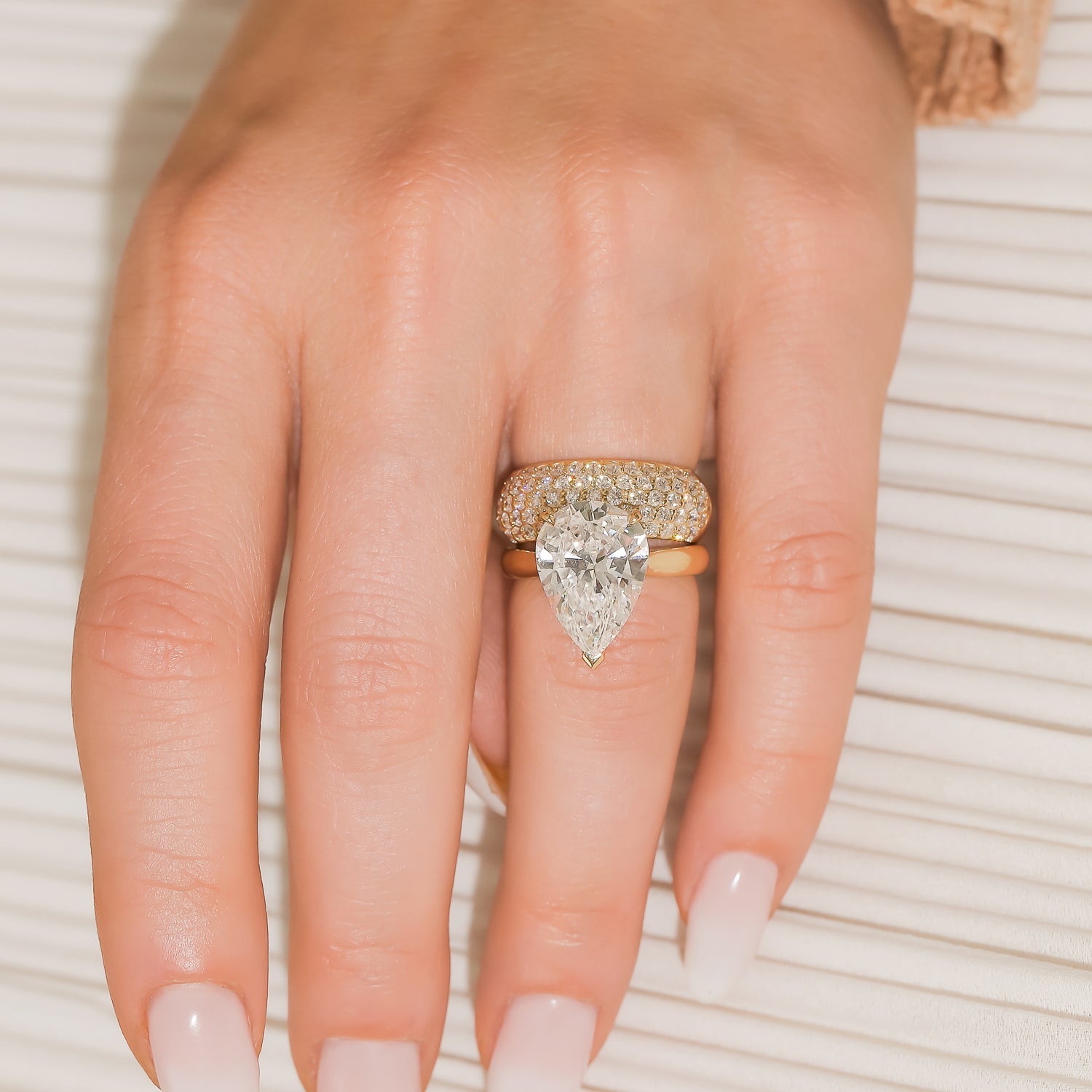 1.25 Carat Diamond Puff Ring