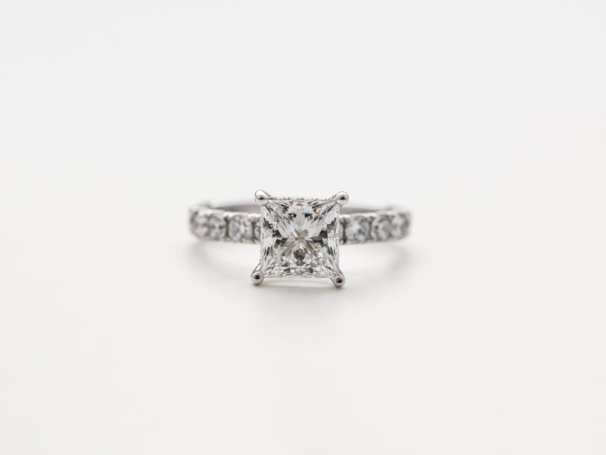 Lyon Ring
