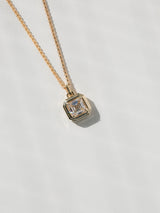 Kobelli-Halskette mit quadratischem Diamant