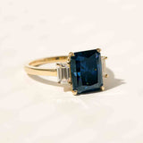 4,60 ct.tw Vivid Blue Moissanit-Ring