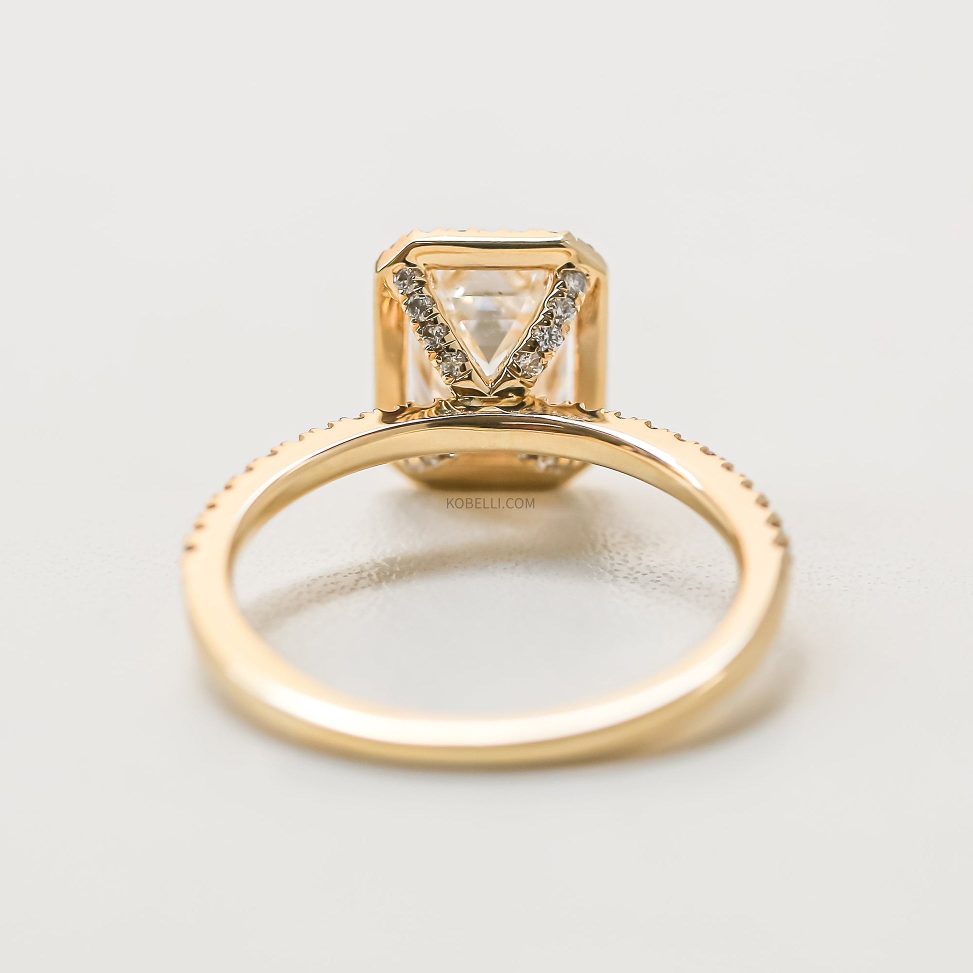 Kobelli Emerald Diamond Engagement Ring