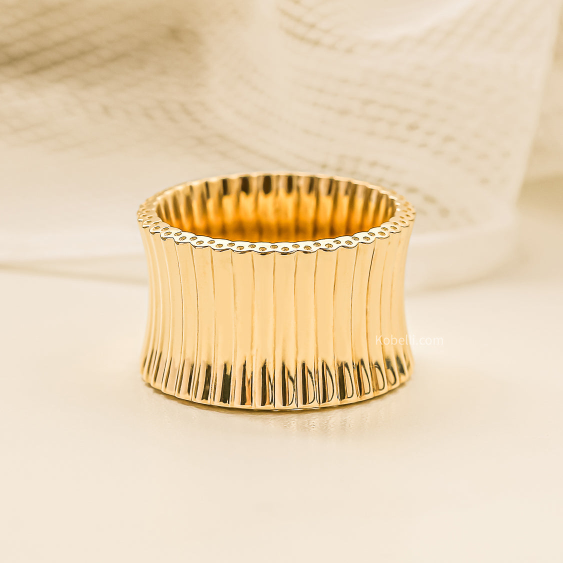 Kobelli Custom Tailored Gold Ring