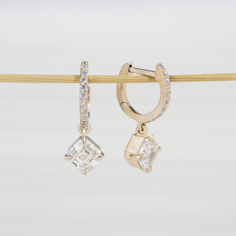 Asscher Rhombus Ivory Gold Earrings