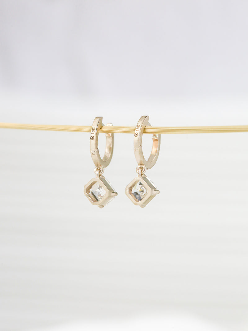 Asscher Rhombus Ivory Gold Earrings