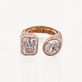 Kobelli Custom Toit et Moi Diamond Ring