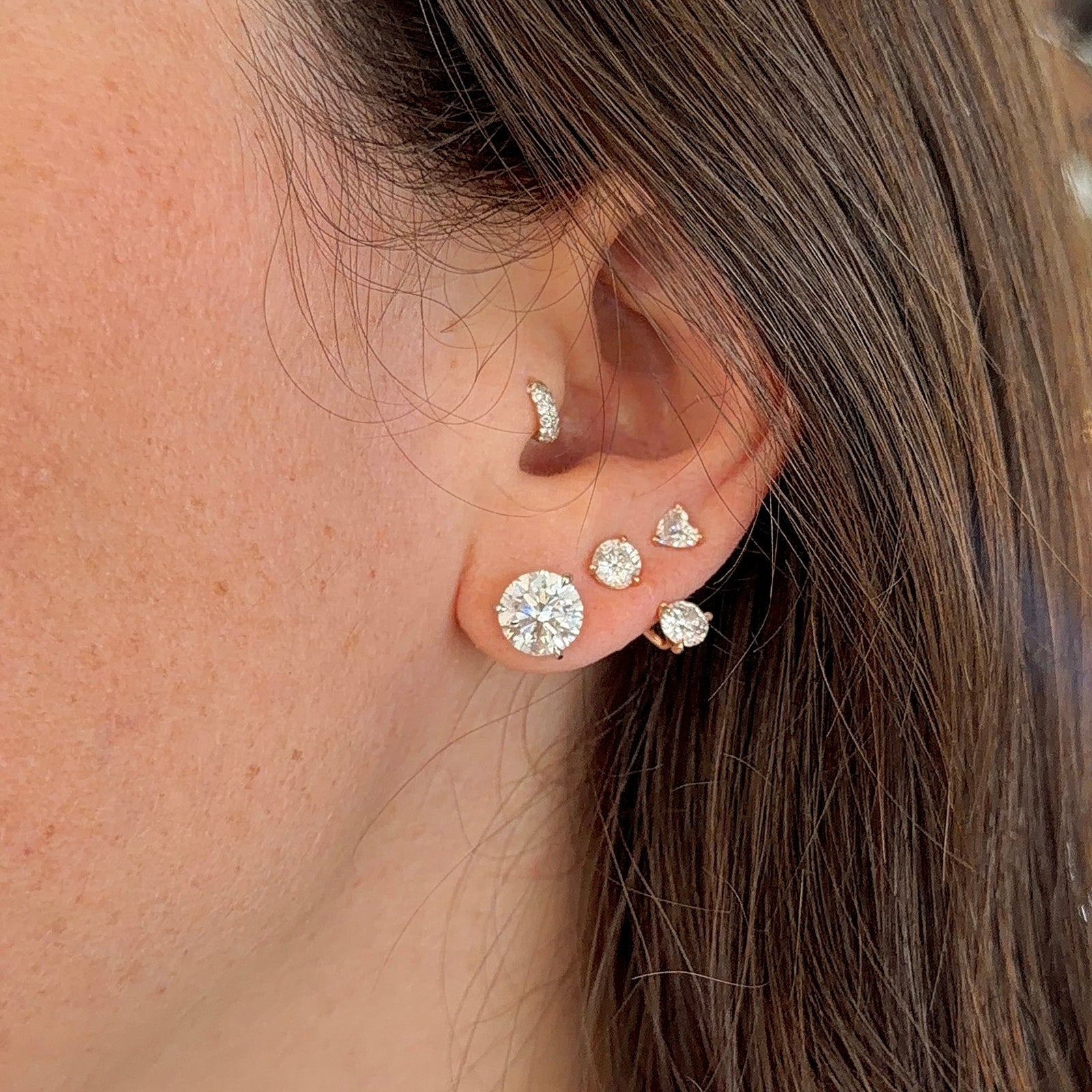 3-Prong Studs - 2 Carat Earring (Comes in a Pair, i.e. 4 Carat Total Weight Option)