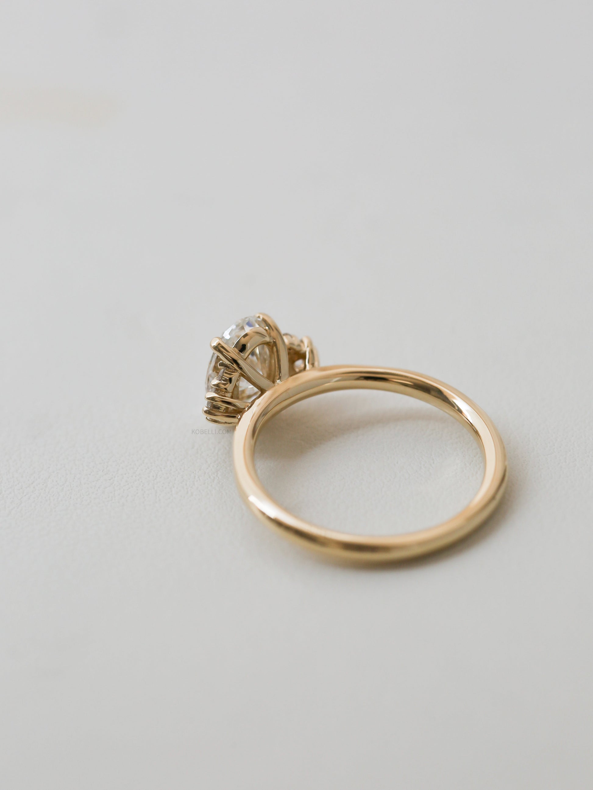 Kobelli Oval Diamond Side Cluster Ethical & Sustainable Ring