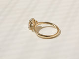 Kobelli oval diamantside klynge etisk og bæredygtig ring