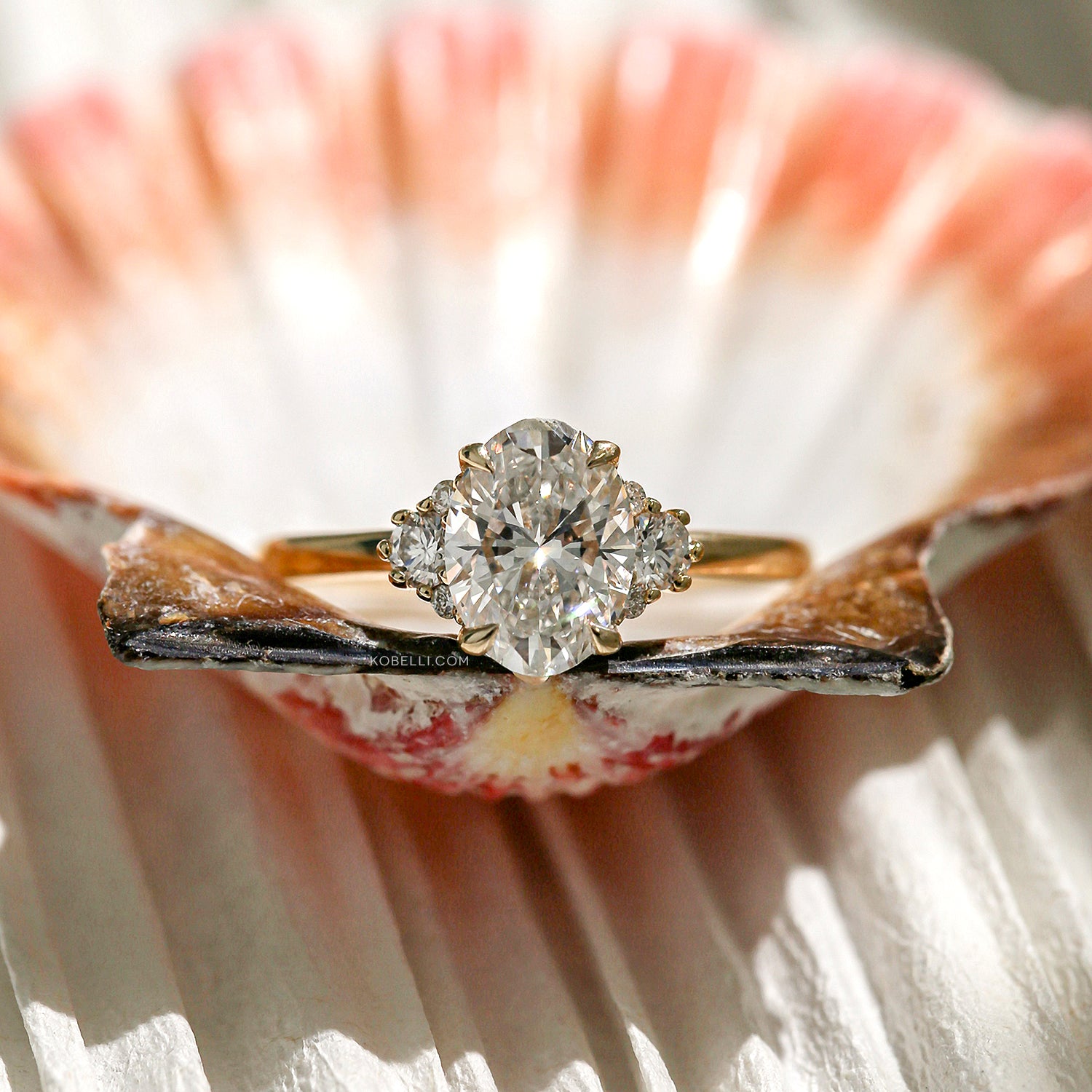 2 Carat Lab Grown Diamond Plain Band Oval Dulce Ring