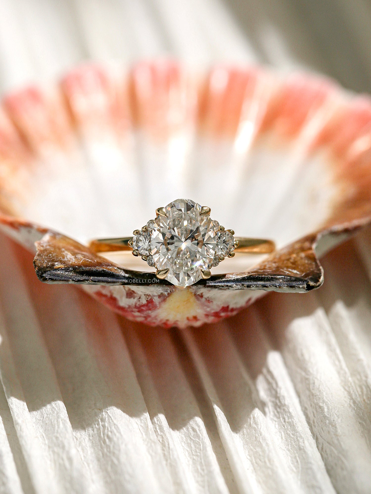 2 Carat Lab Grown Diamond Plain Band Oval Dulce Ring