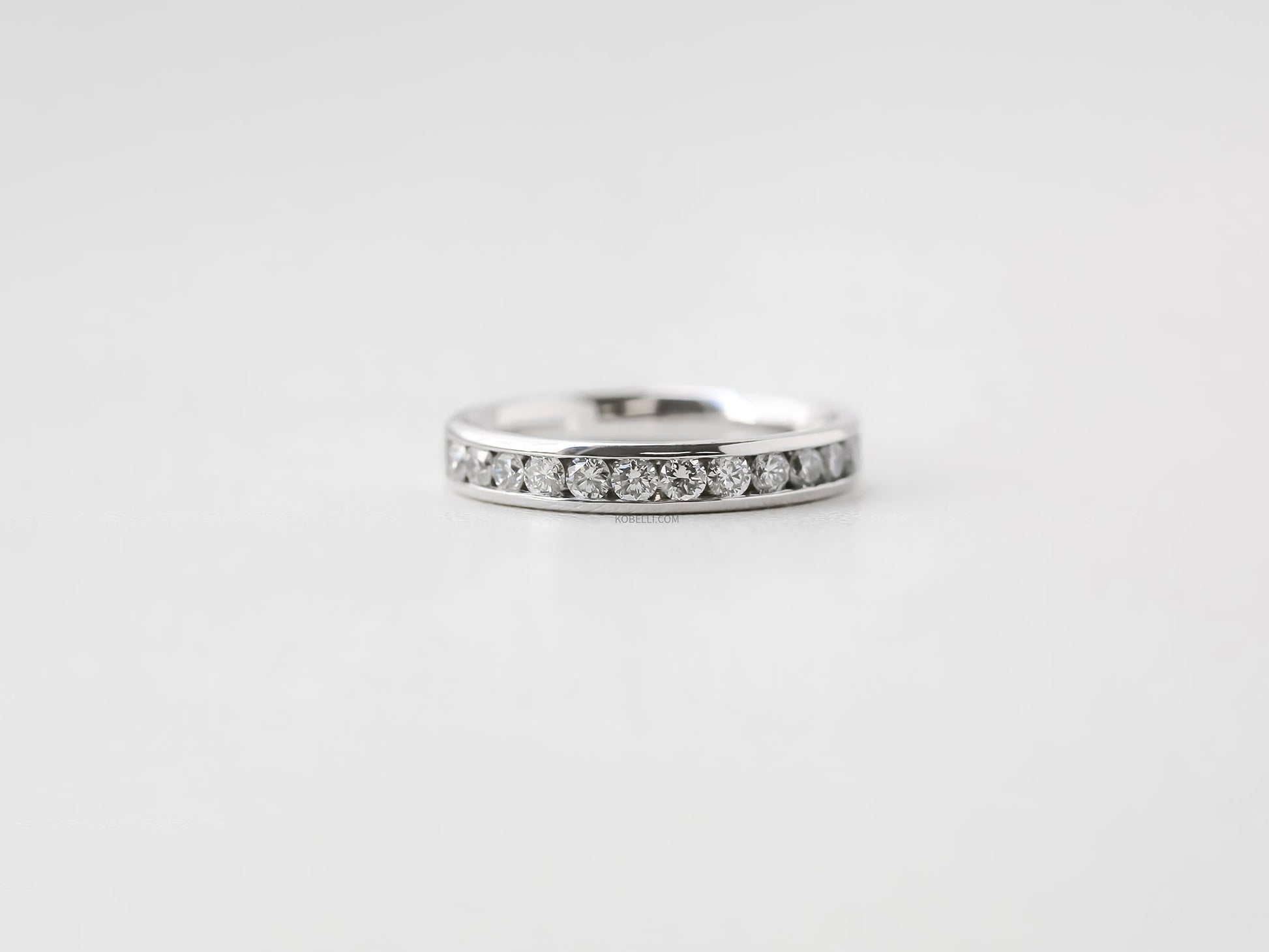 Kobelli Round Diamond Channel Band
