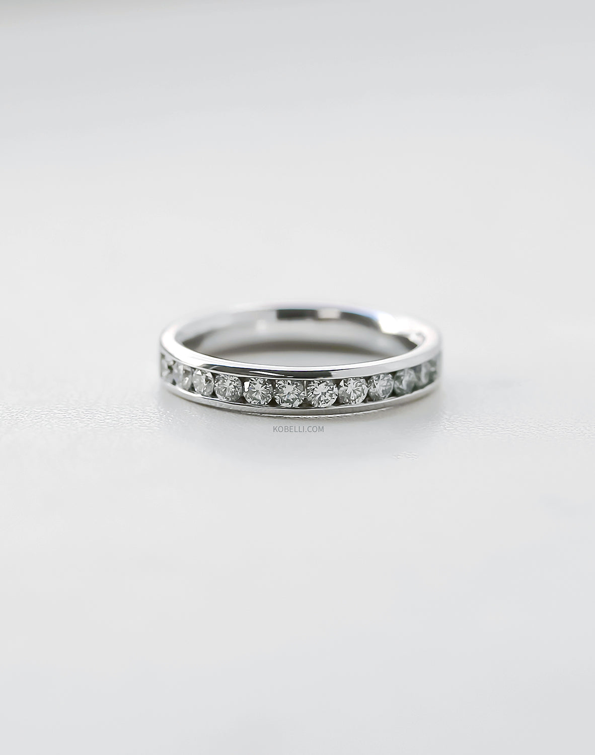 Kobelli Round Diamond Channel Band