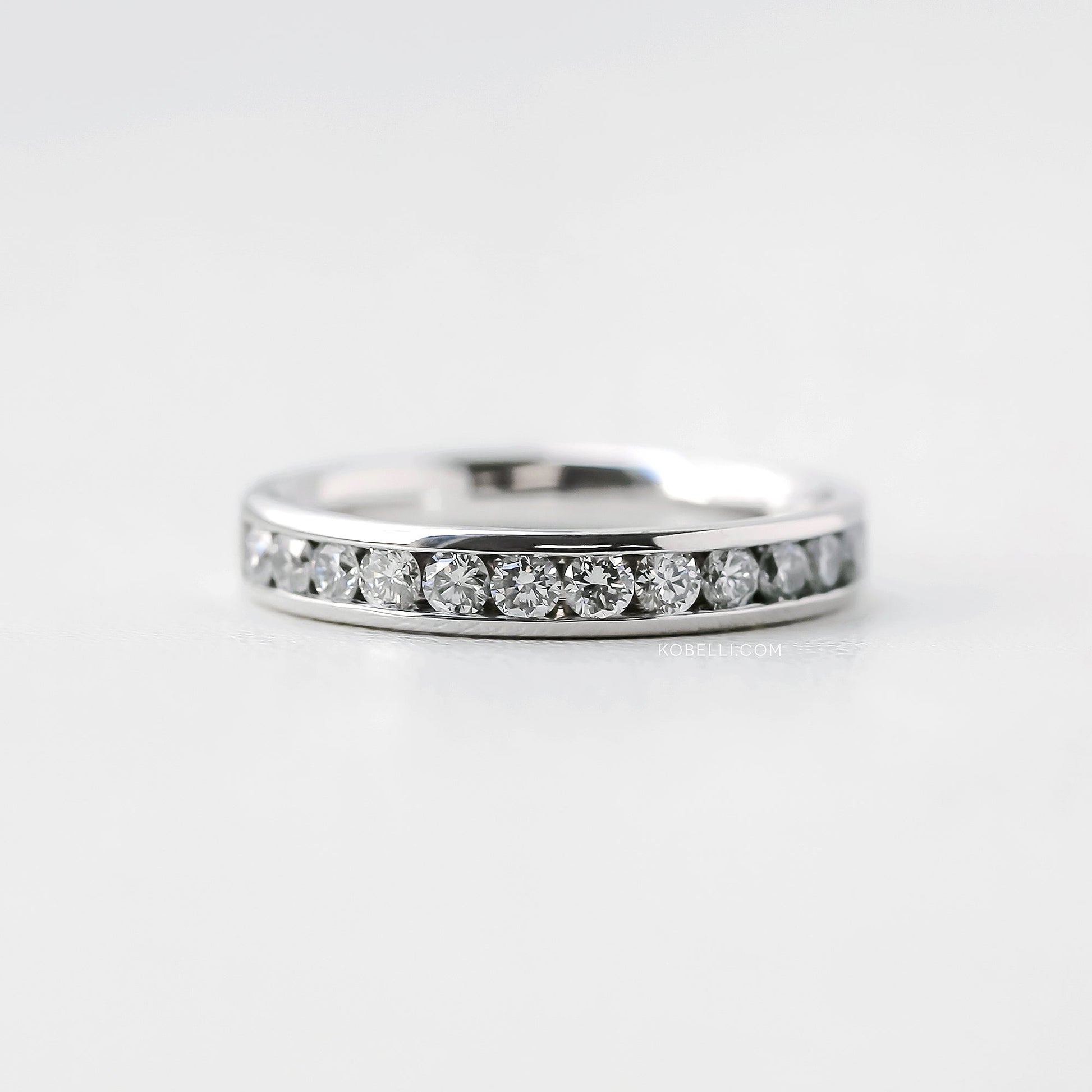Kobelli Round Diamond Channel Band