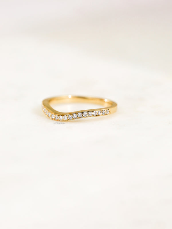 Curved Diamond Band