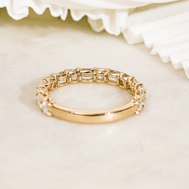 shared u-prong setting carry each diamond