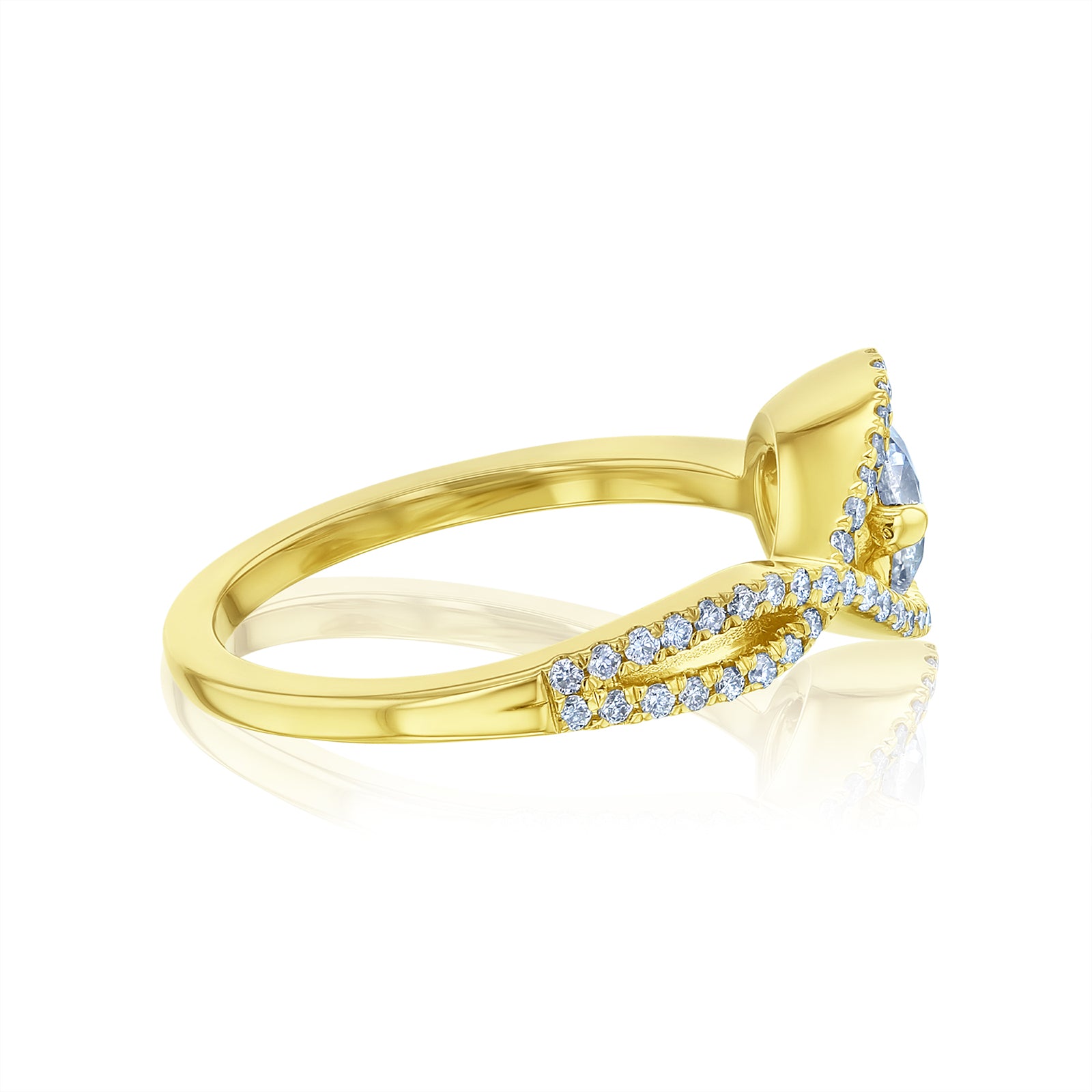 Low setting in yellow gold