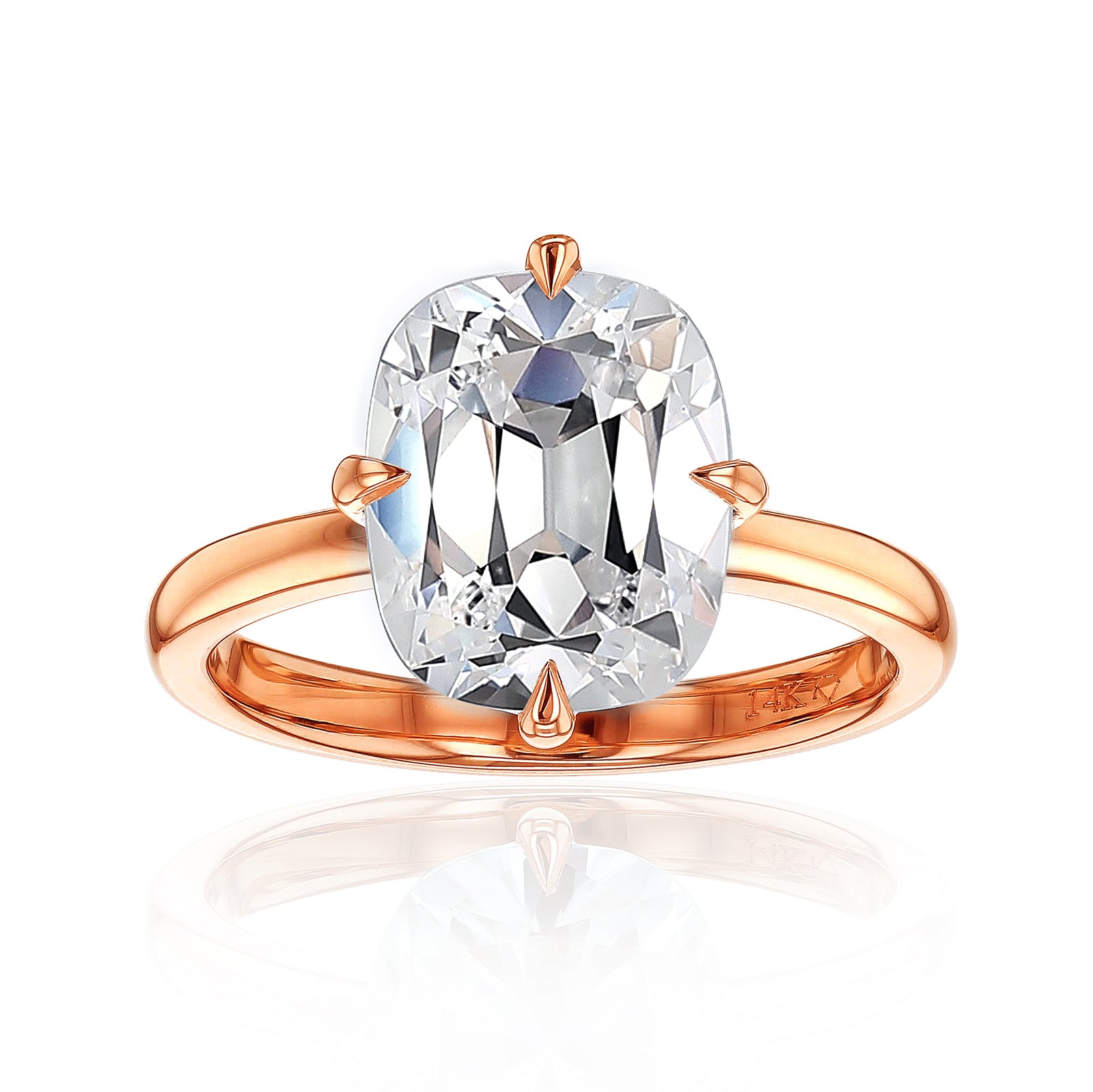 Old Mine Lab Grown Diamond Plain Band Candlelight Ring