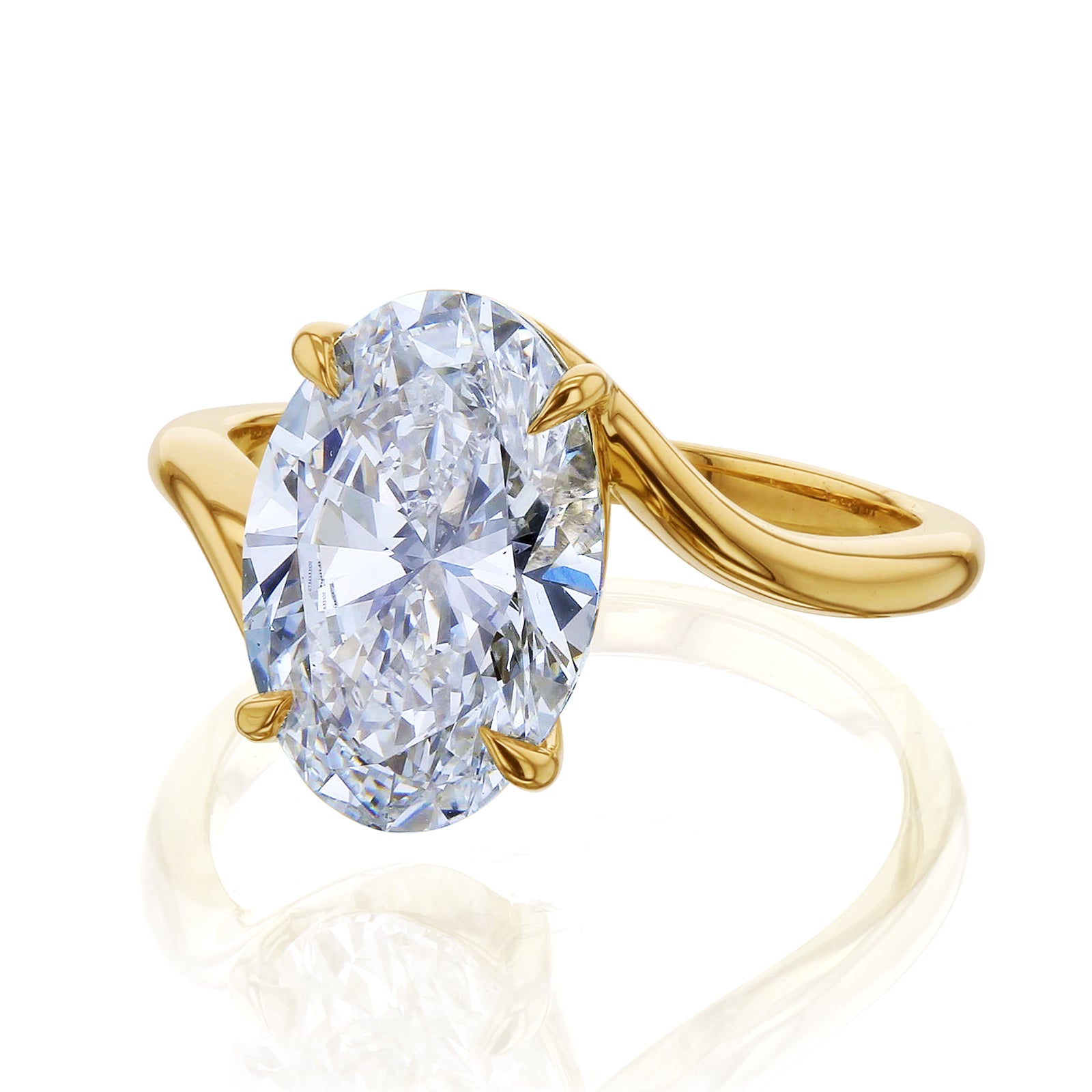 Kobelli Josie Ring in Yellow Gold - semi side angle