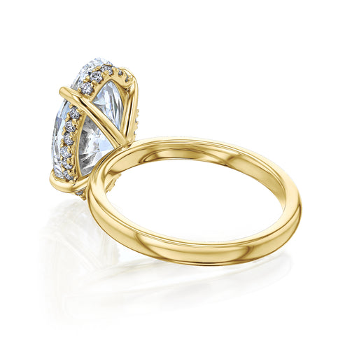 Oval Ring