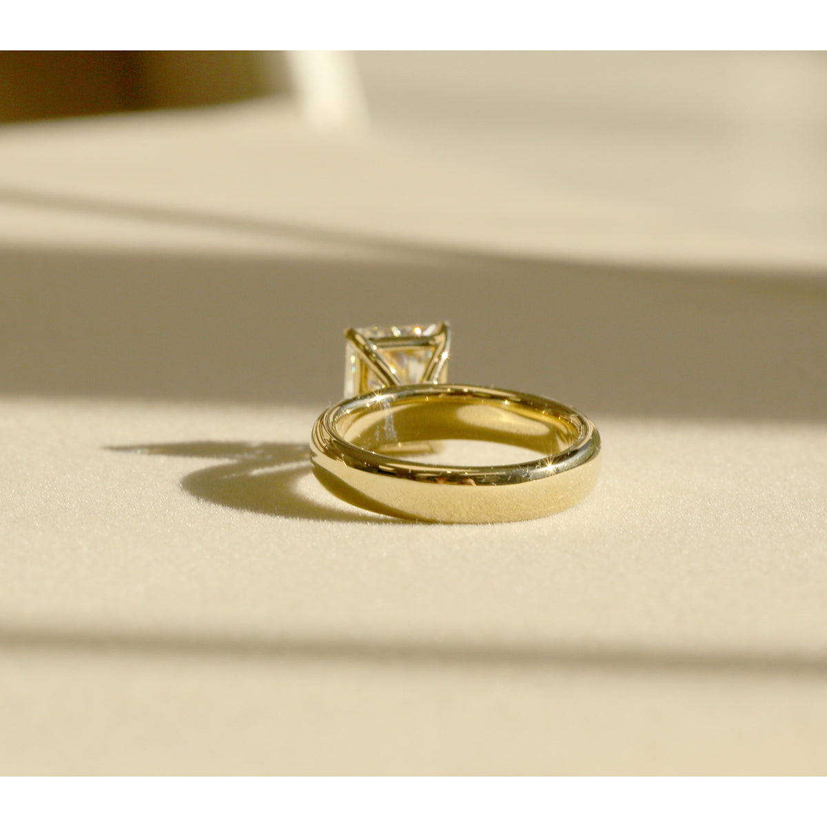 4 Carat Lab Grown Diamond Chunky Plain Band Solitaire Sovanna Ring