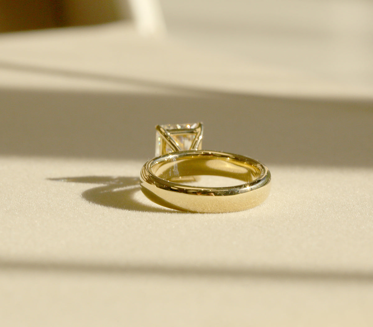 4 Carat Lab Grown Diamond Chunky Plain Band Solitaire Sovanna Ring