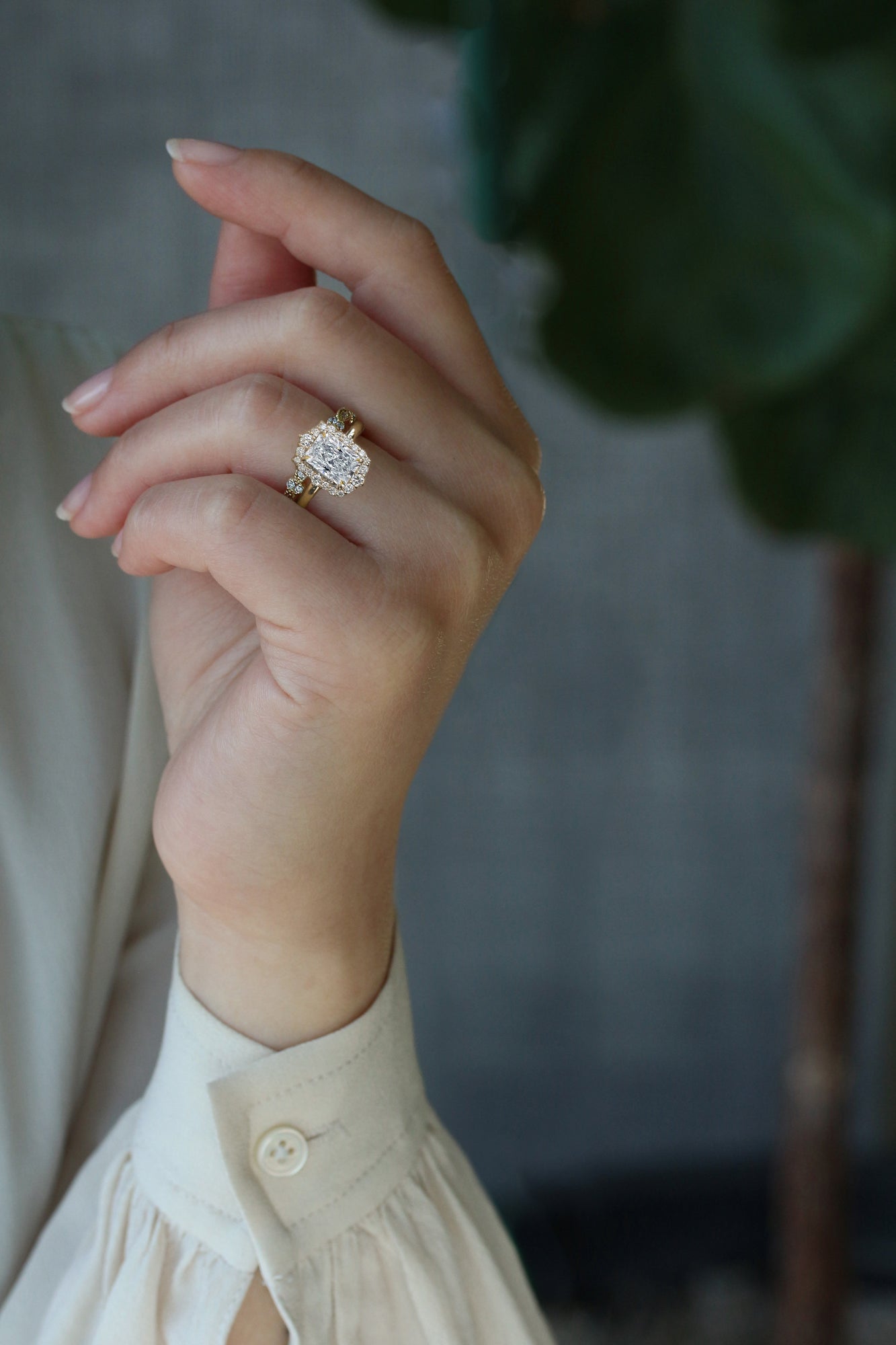 3.1 Carat Lab Grown Diamond Rococo Raen Bridal Set