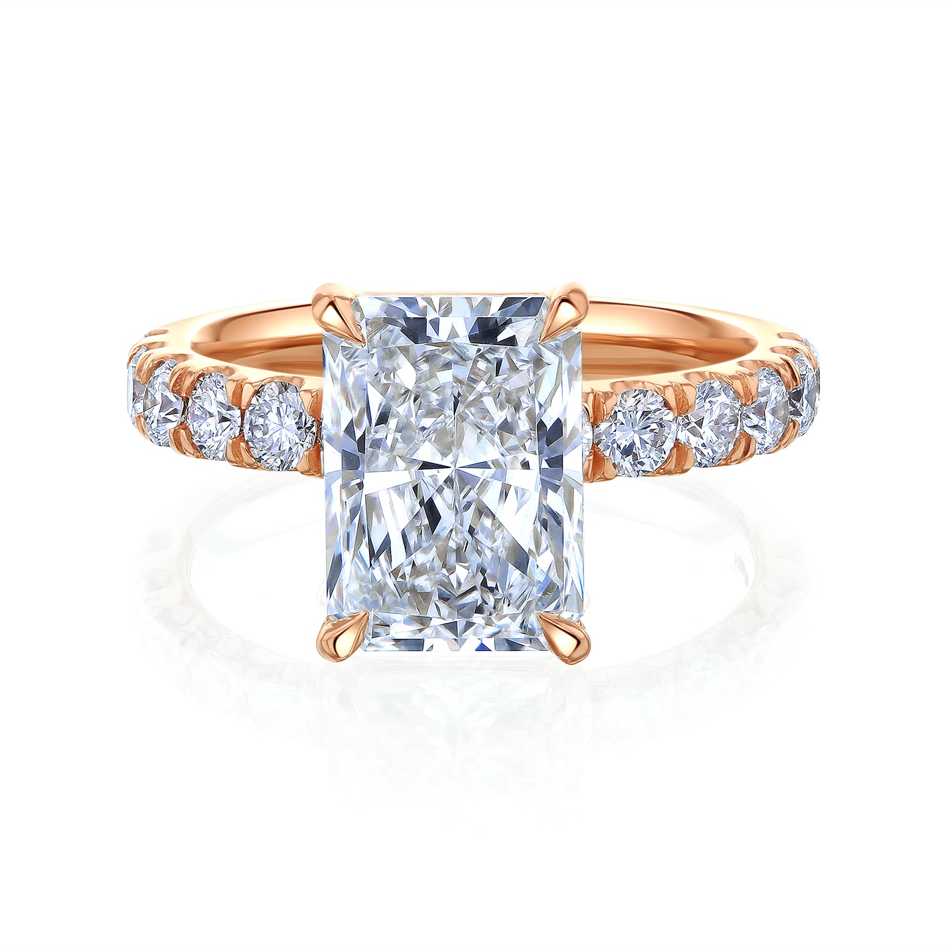 Radiant diamond center - Rose gold option