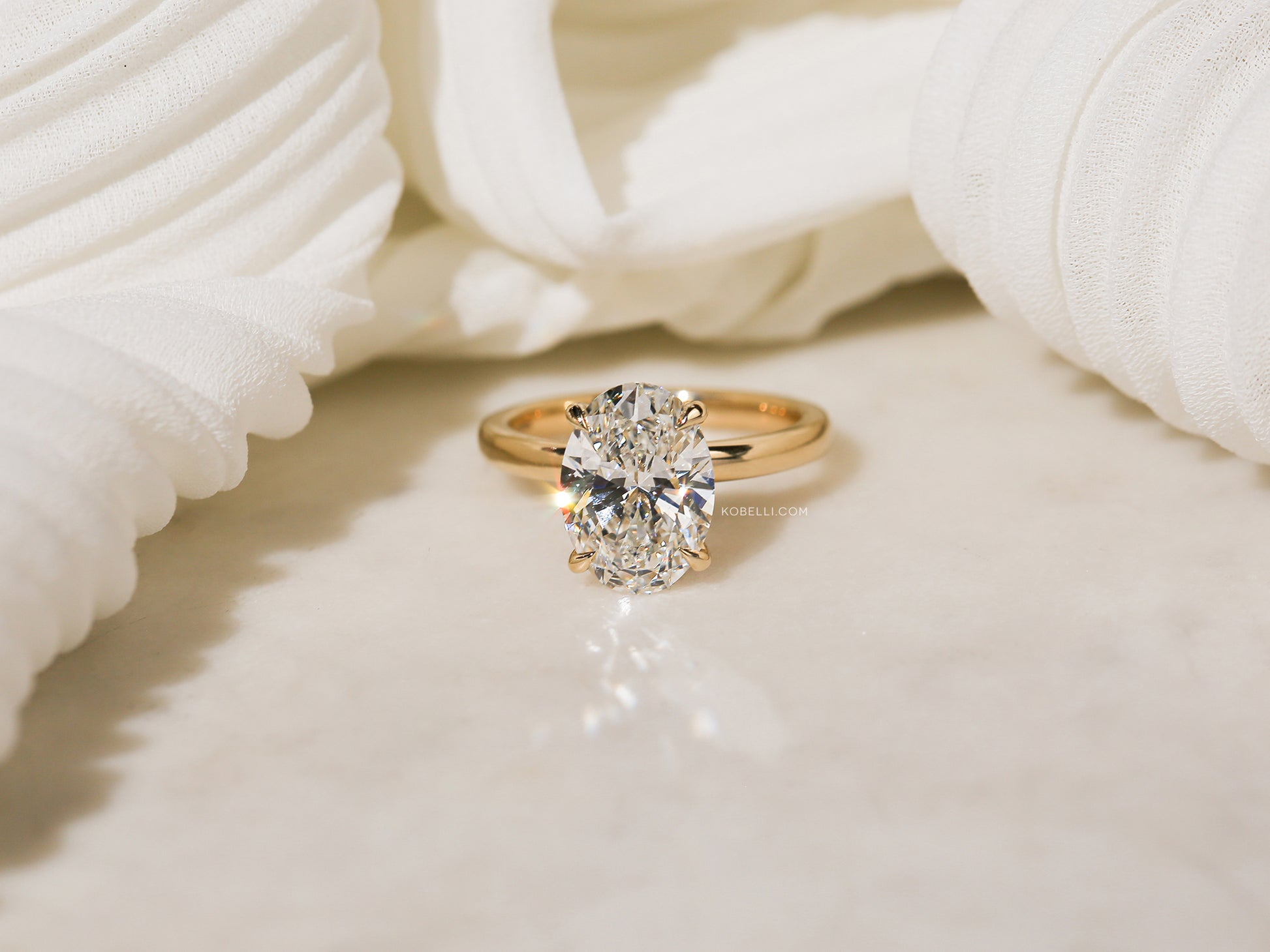 4 carat center diamond