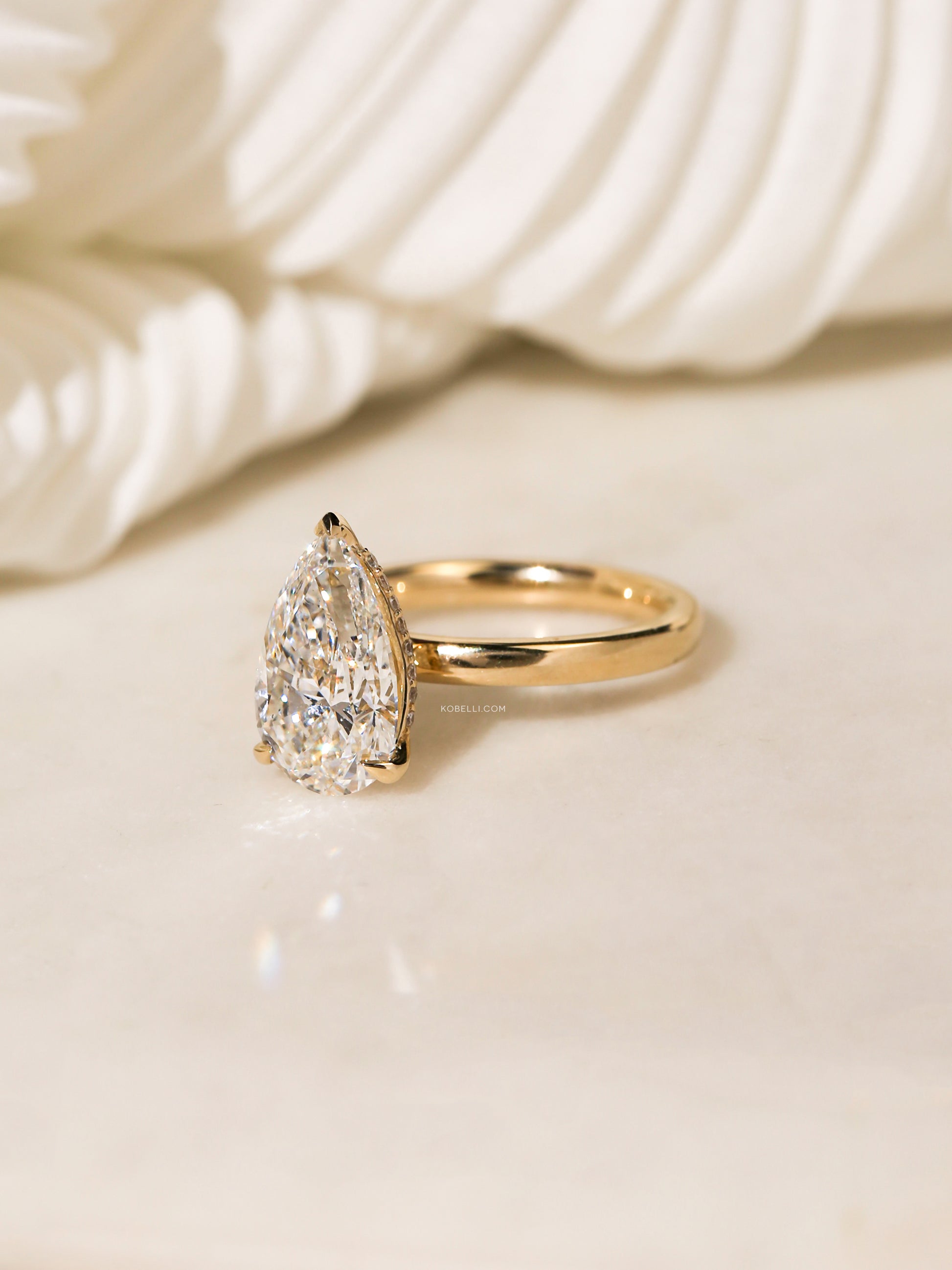 Genuine lab grown diamond