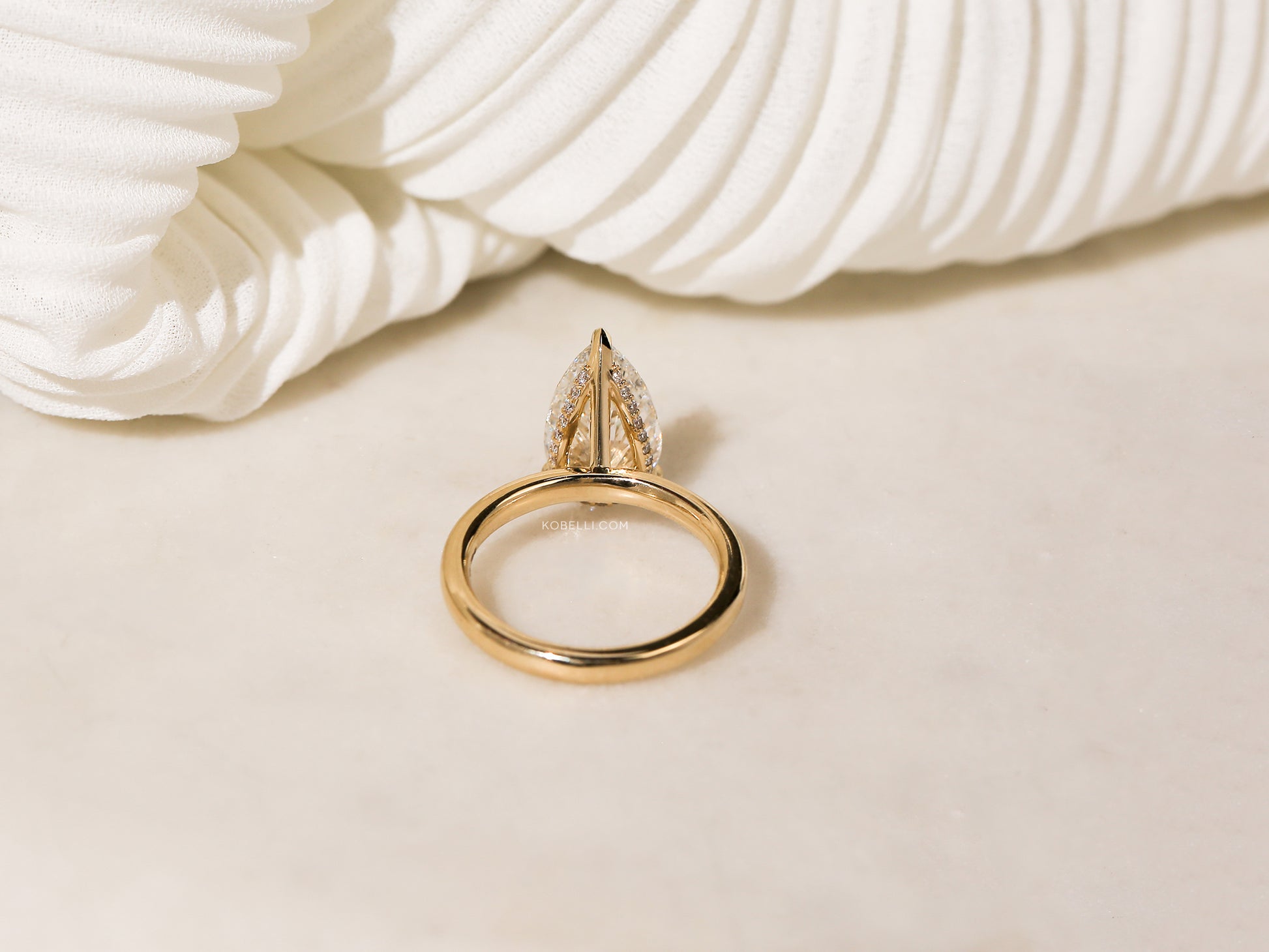 Solid gold plain band