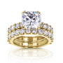 luxurious bridal set in yellow gold