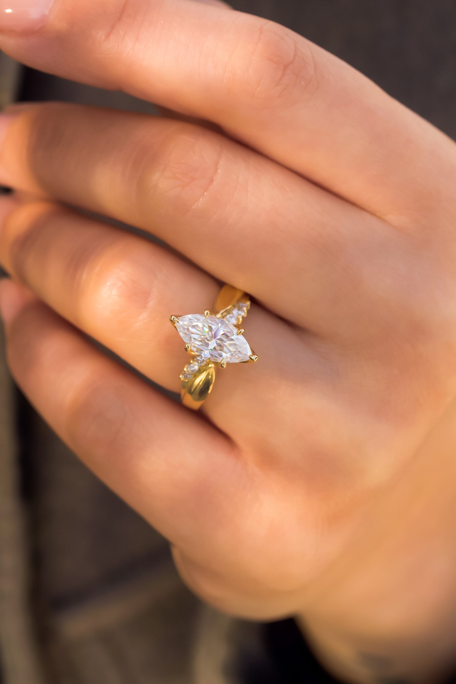 1.9 Carat 6-Prong Tulip Crane Ring