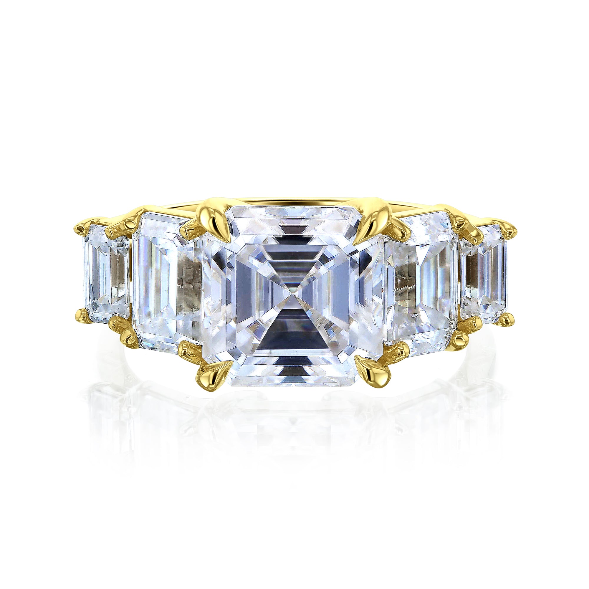 5-stone ring in yellow gold