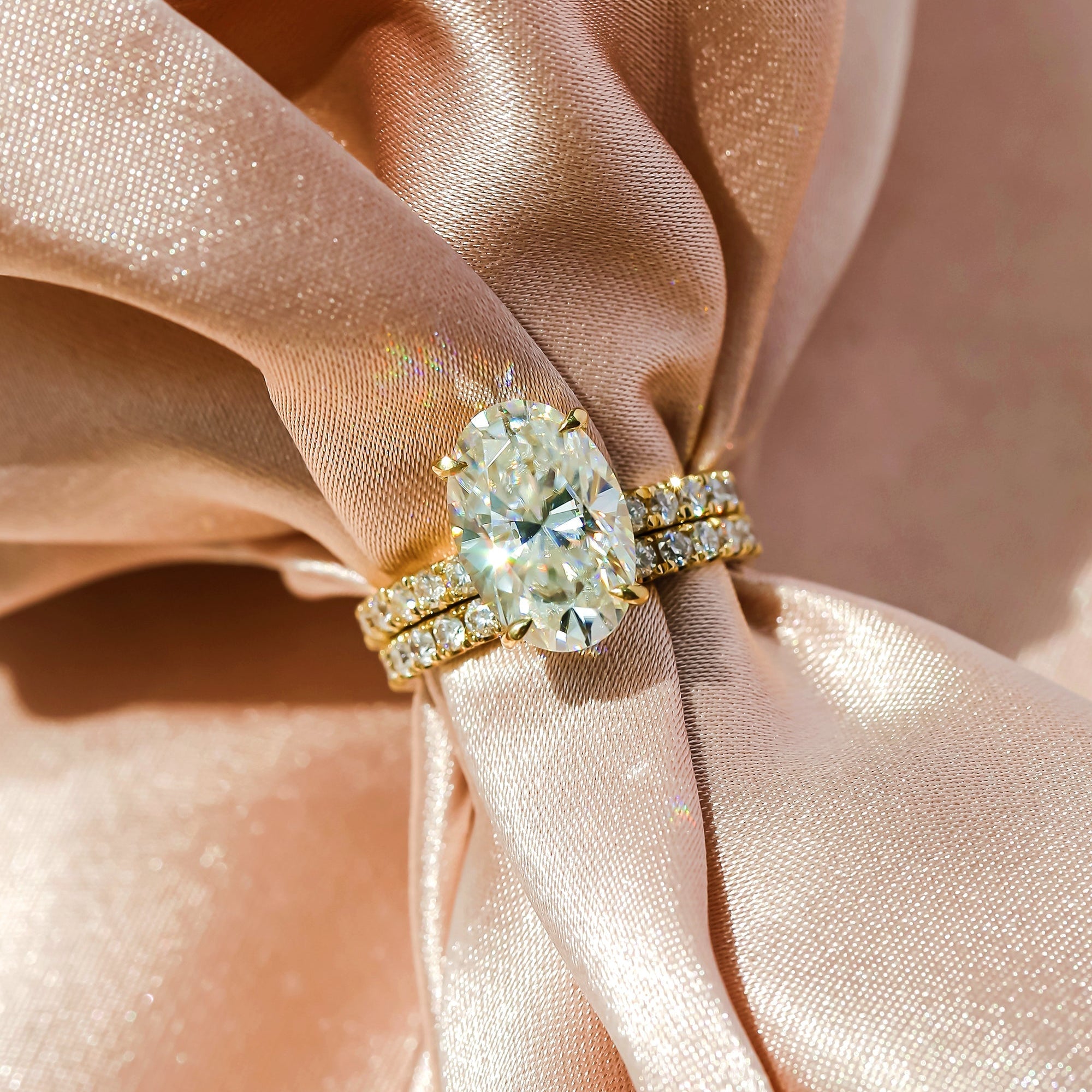 Kobelli Large Oval Diamond Halo Ethical & Sustainable Wedding Rings