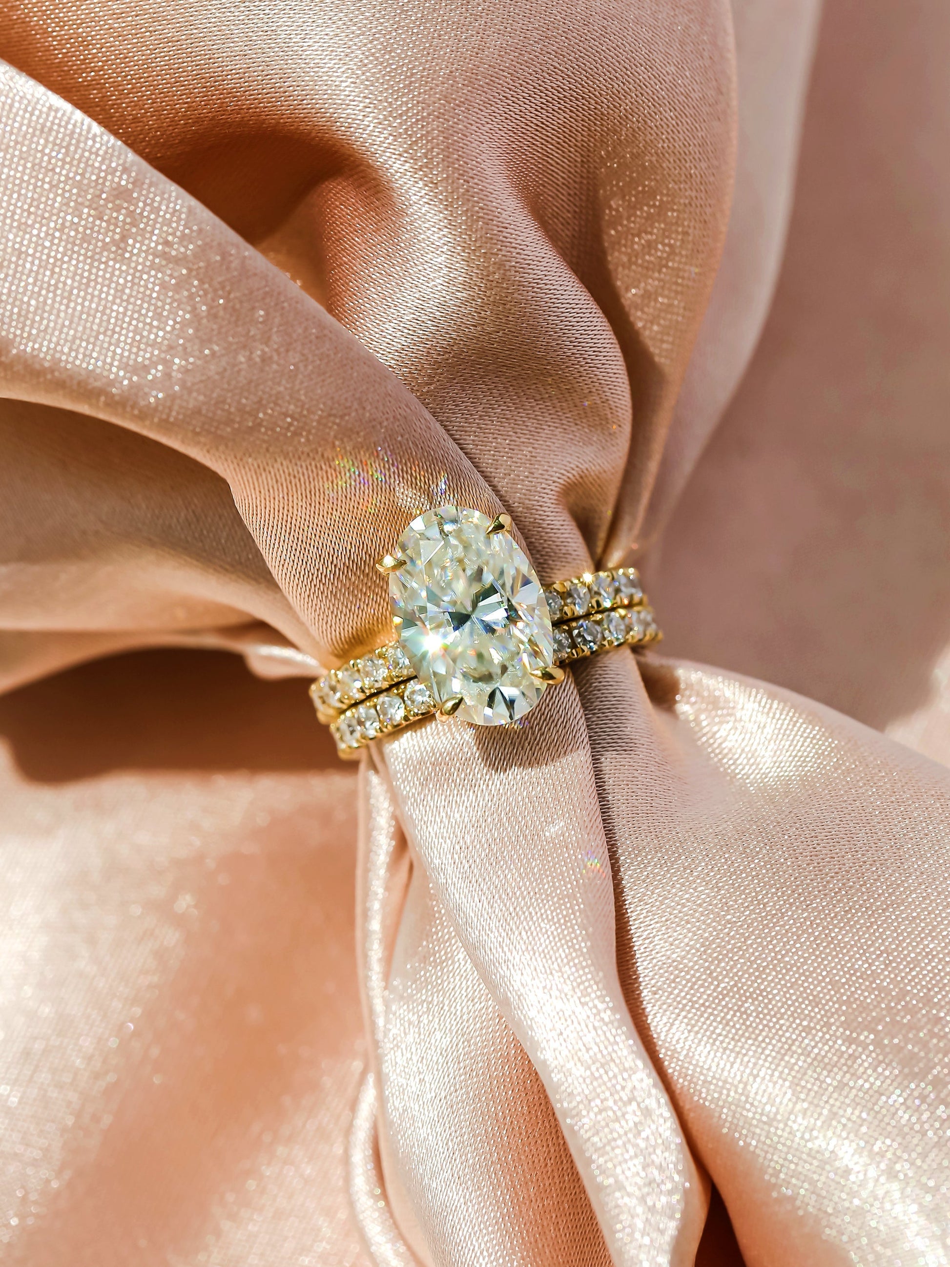 Kobelli Large Oval Diamond Halo Ethical & Sustainable Wedding Rings