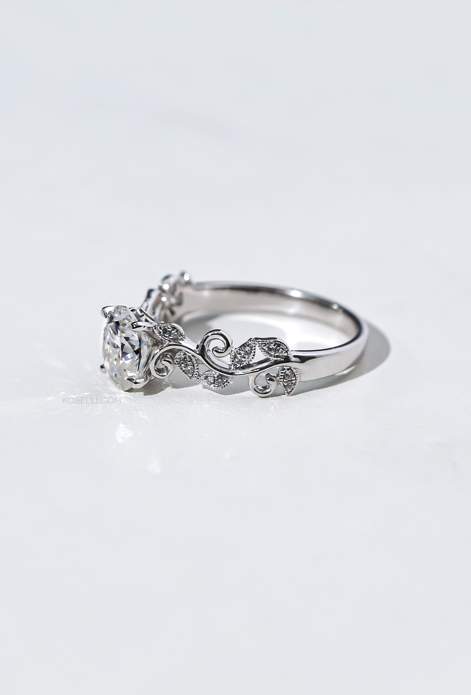Kobelli Leafy Floral Diamond Ring