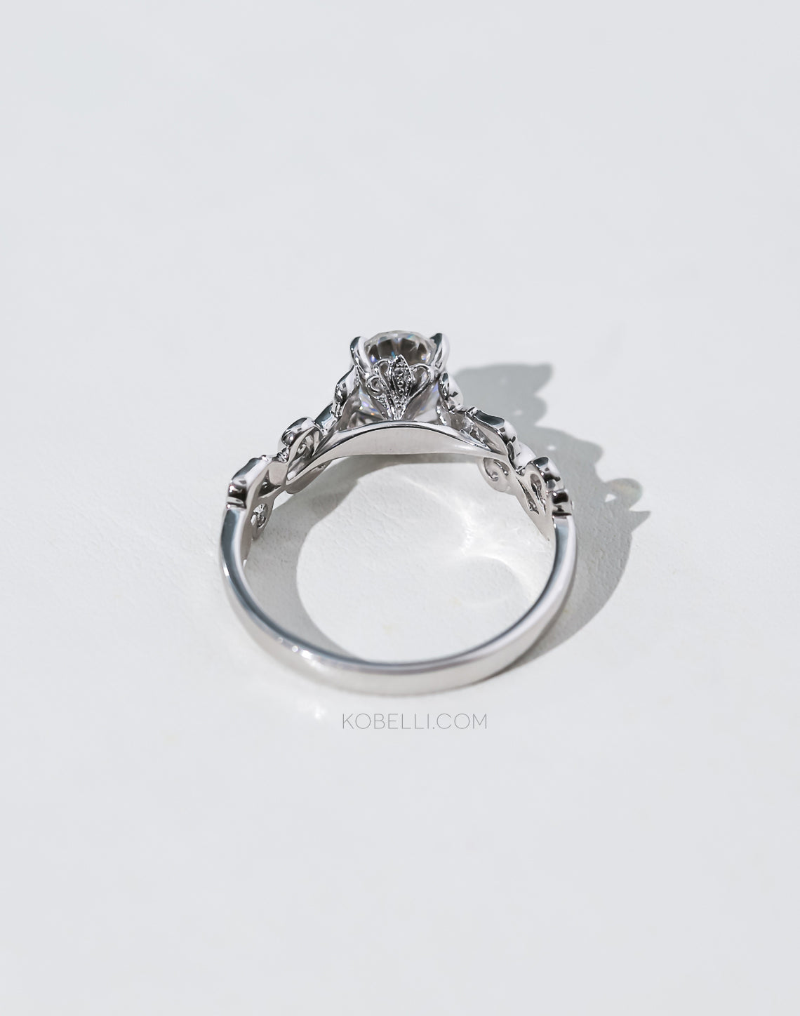 Kobelli Leafy Floral Diamond Ring