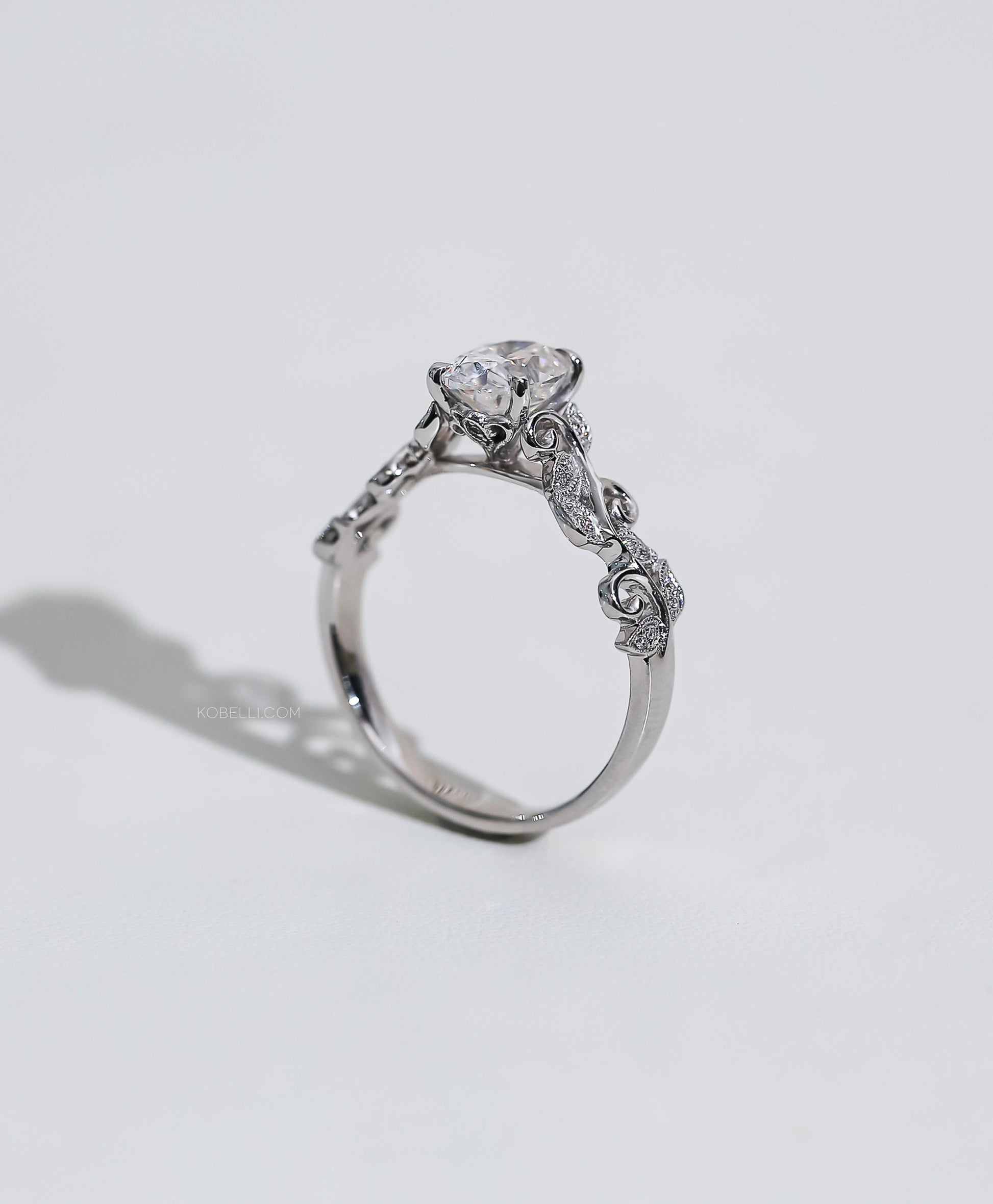 Kobelli Leafy Floral Diamond Ring
