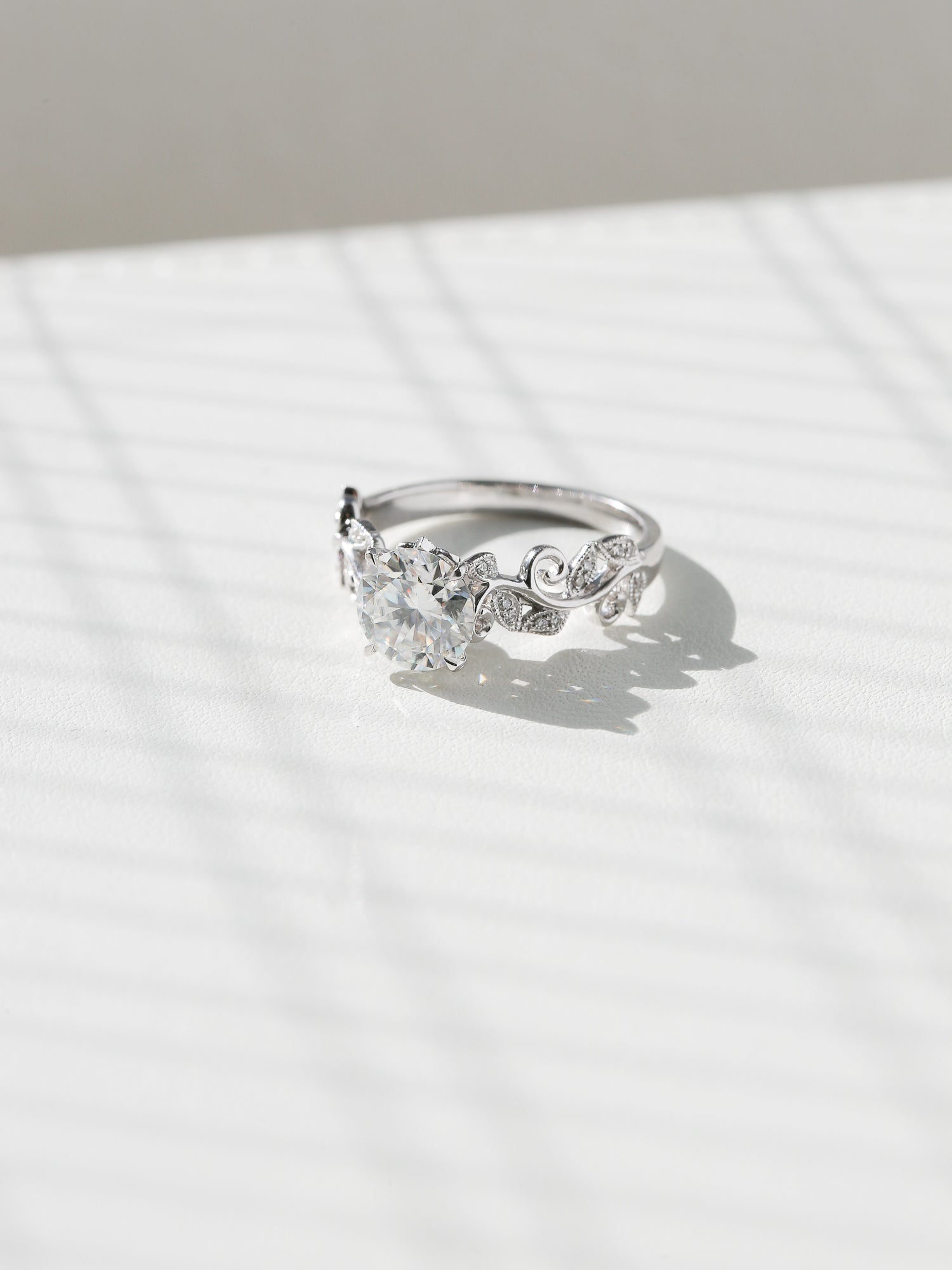 Kobelli Leafy Floral Diamond Ring